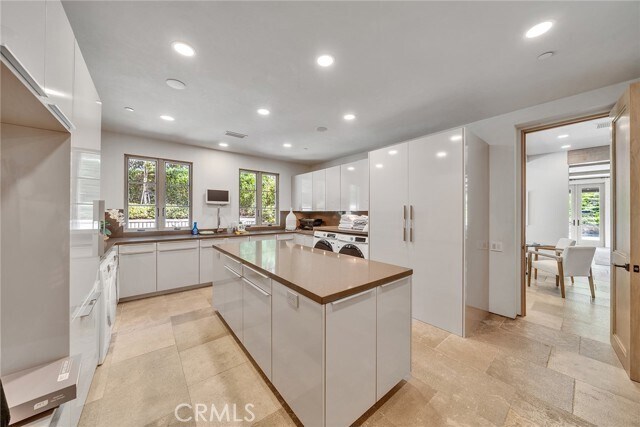 Building Photo - 64 Canyon Creek