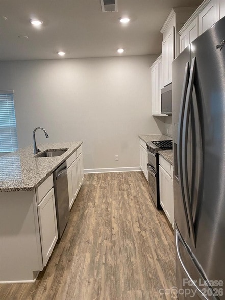 Building Photo - 11819 Midnight Wy