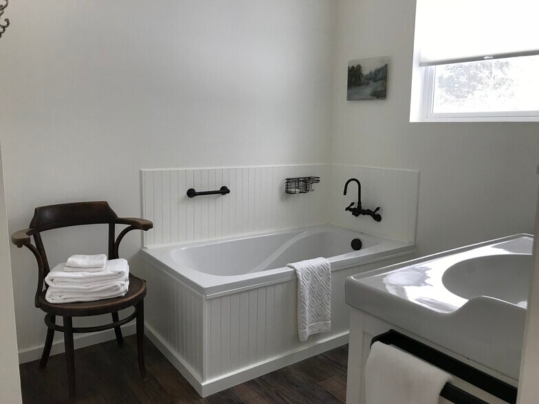 Building Photo - 1115 21st St