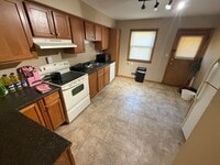 Building Photo - 5295 N Mohawk Ave