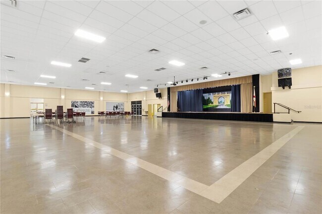 Building Photo - 2253 Norwegian Dr