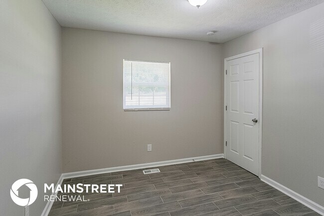 Building Photo - 200 Dodd St