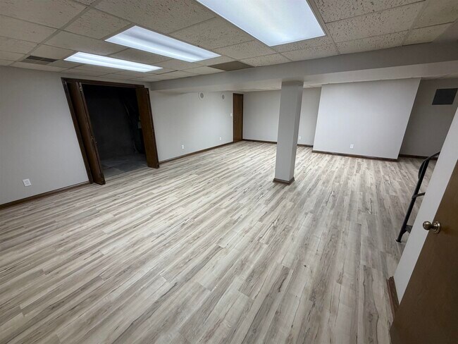Building Photo - 7269 KY-405