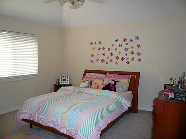 Building Photo - 12033 Shoal Creek Dr