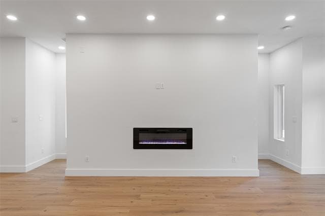 Building Photo - 2513 Crossman Ave