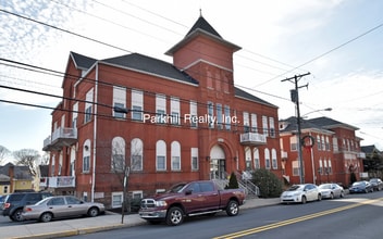 Building Photo - 410 W Pennsylvania Ave