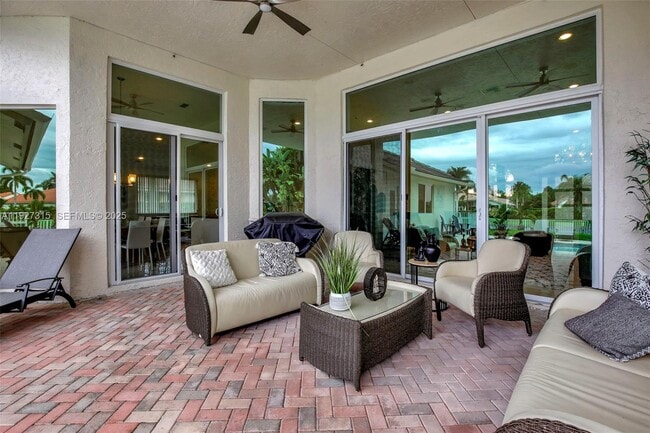 Building Photo - 2922 Medinah