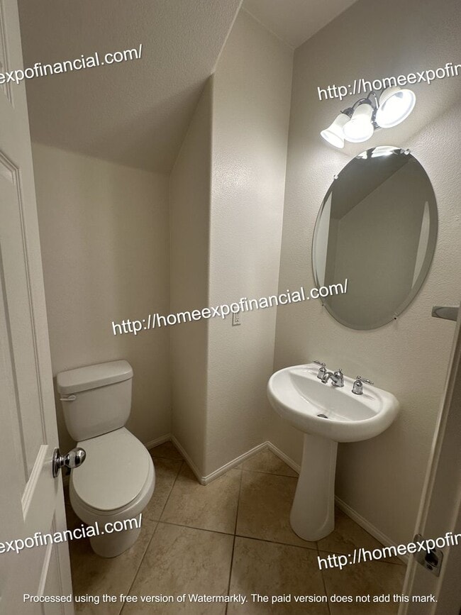 Building Photo - Nice Home For Rent