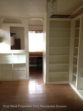 Building Photo - 310 Elgin St