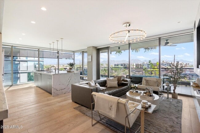 Primary Photo - 7180 E Kierland Blvd