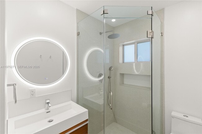 Building Photo - 6030 SW 109th Ct