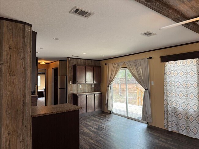 Building Photo - 172 Old Potato Rd