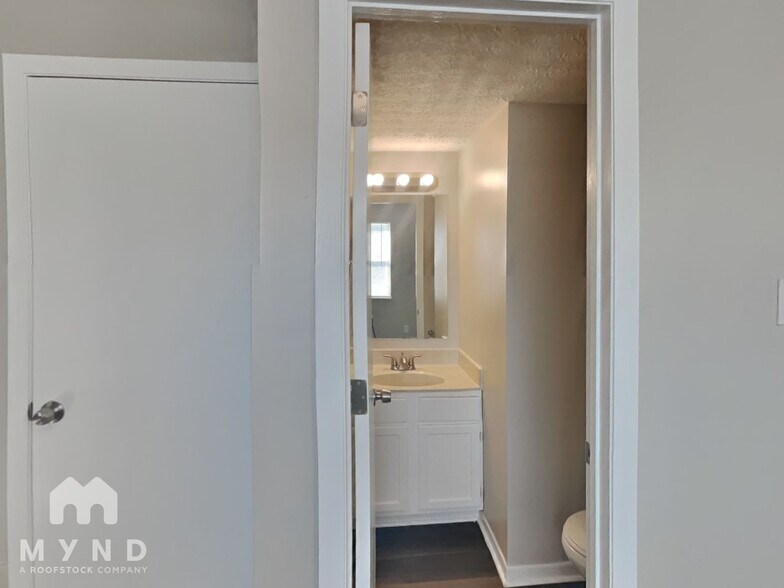 Building Photo - 3108 Olympic Club Dr