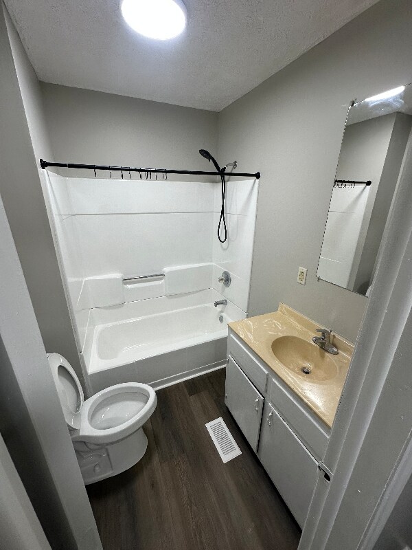 Building Photo - 1403 23rd St