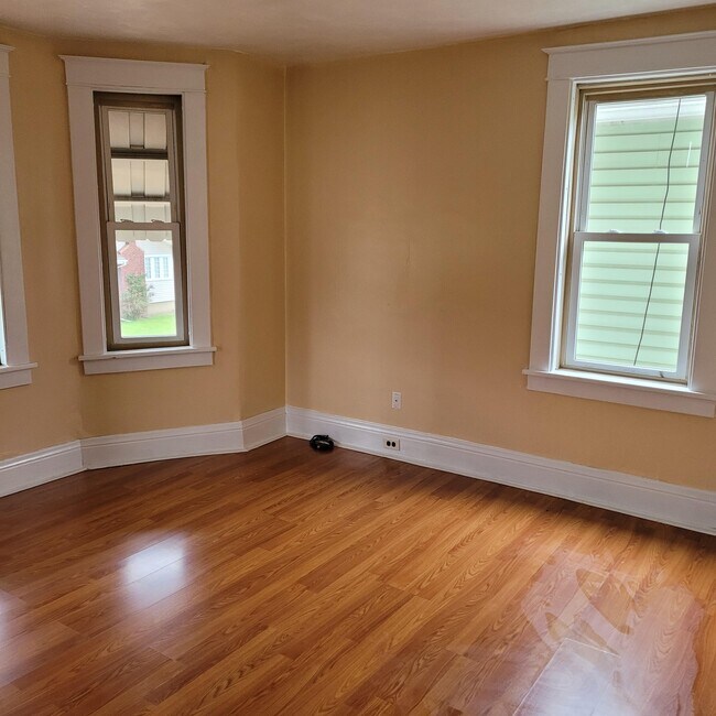 Building Photo - 1200 Race St