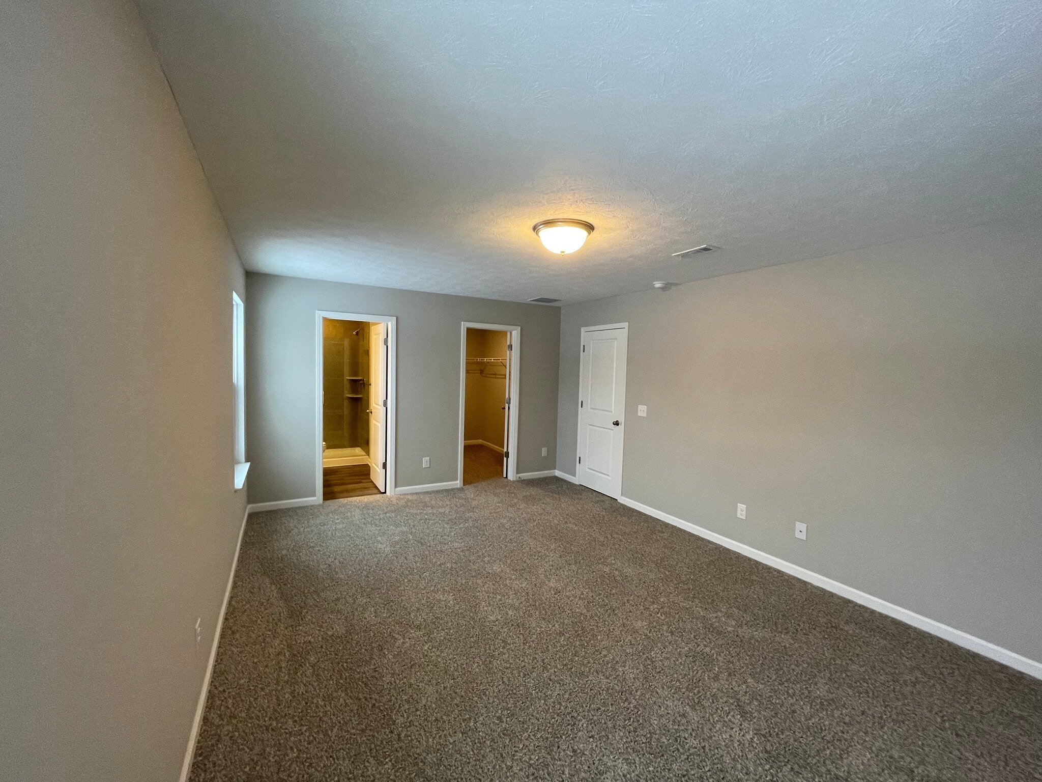 Building Photo - 3470 Magnolia Ln