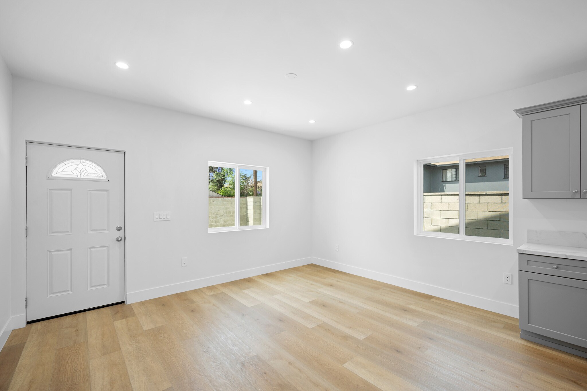Building Photo - 6645 Fair Ave