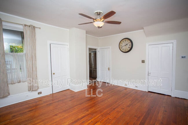 Building Photo - 150 Snyder Pl