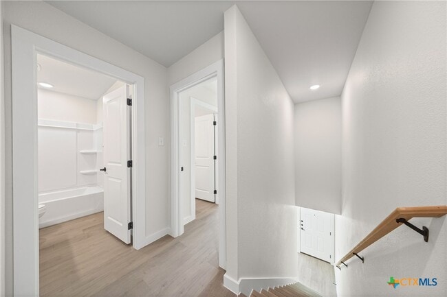 Building Photo - 602 S 18th St