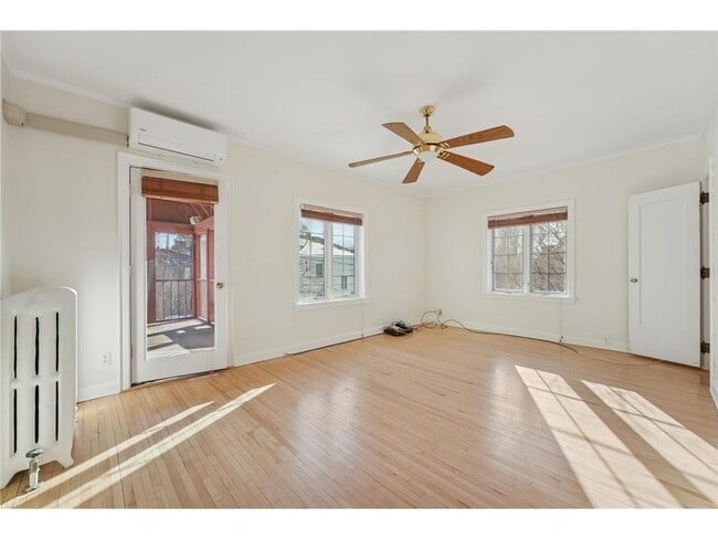 Building Photo - 1721 Humboldt Ave S