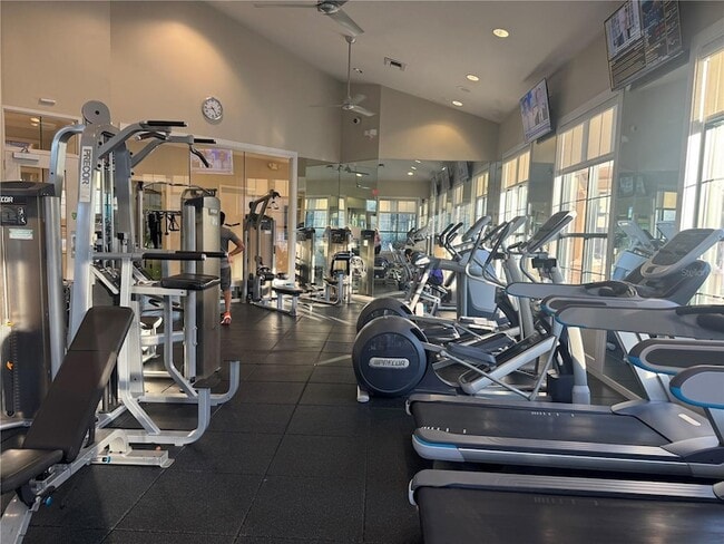 Building Photo - 10144 Arbor Run Dr