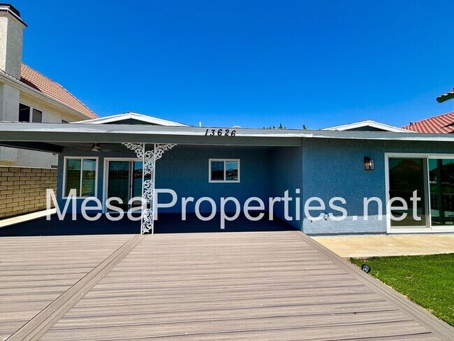 Building Photo - 13626 Sea Gull Dr