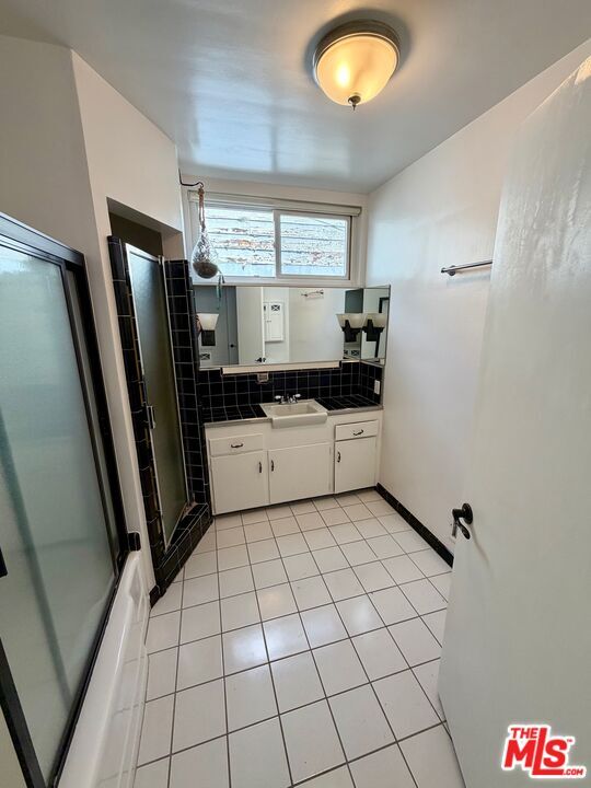 Building Photo - 10470 Lorenzo Pl