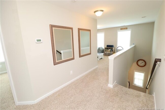 Building Photo - 809 Poplar St