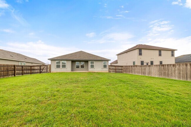 Building Photo - 1509 Birmingham Dr