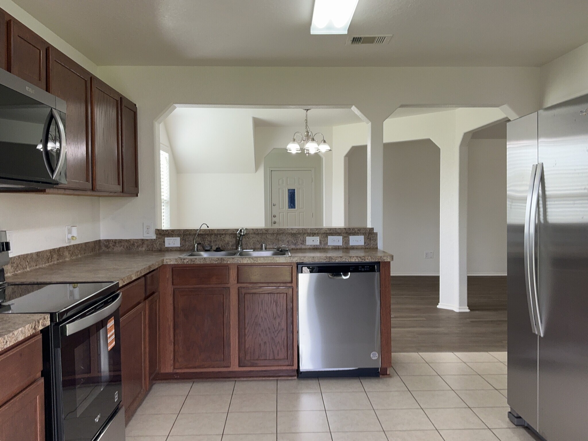 Building Photo - 1143 Desert Willow Ln