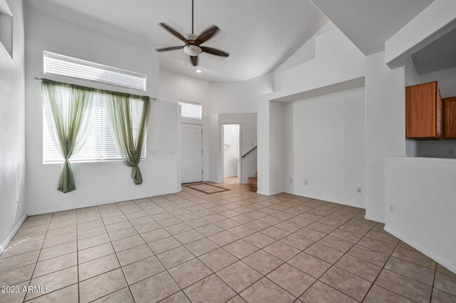 Building Photo - 14314 W Cora Ln
