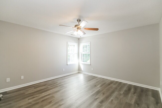 Building Photo - 14928 Jerpoint Abby Dr