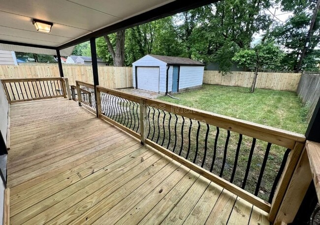 Building Photo - 5128 Primrose Ave