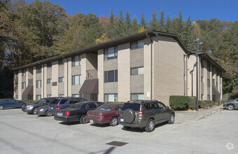 Building Photo - Brookhaven Apartment!
