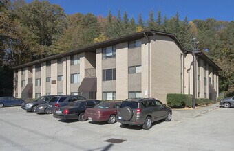 Building Photo - Brookhaven Apartment!
