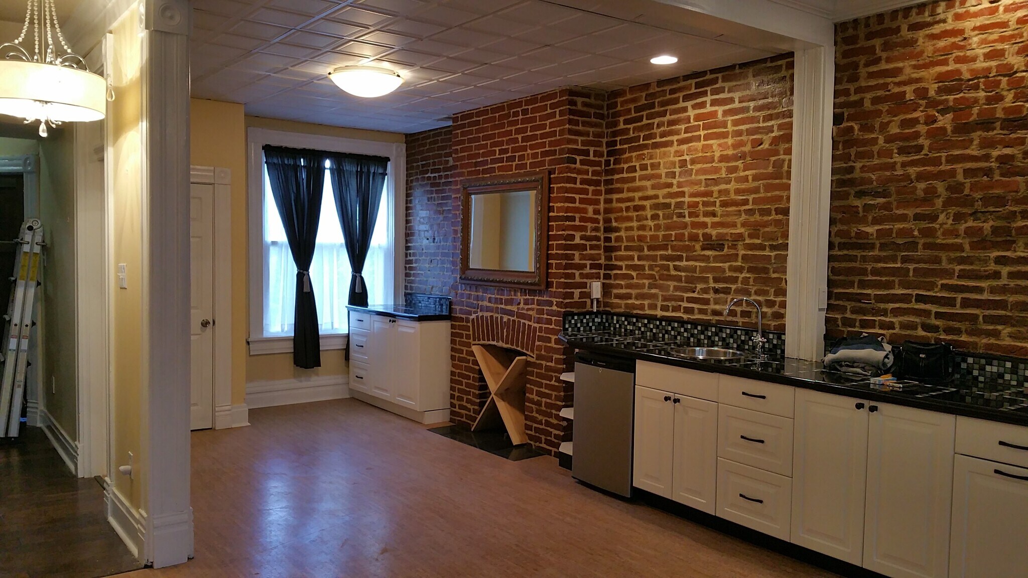 Building Photo - 212 Lehigh Ave