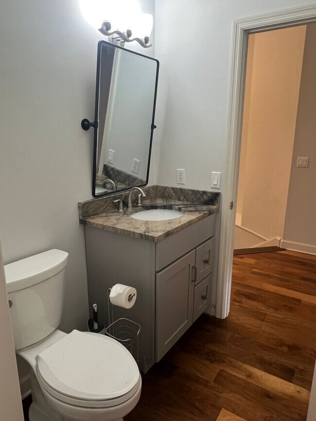 Building Photo - Spacious Updated Home in Windmill Harbour!