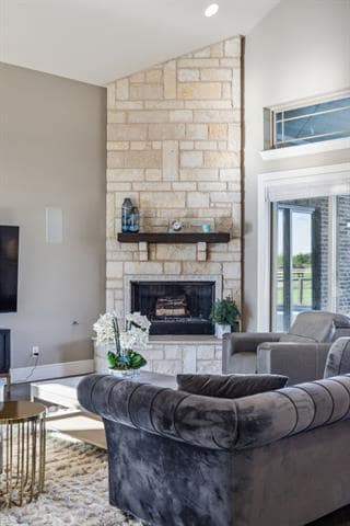 Building Photo - 3447 N Preston Lake Dr