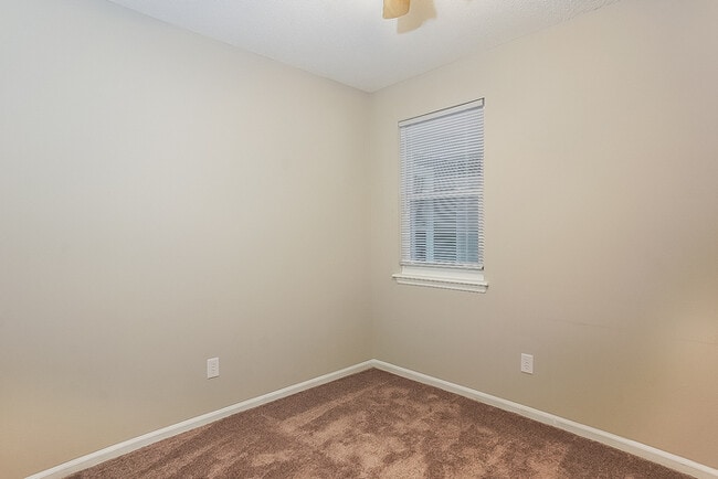 Building Photo - Charming 3-Bedroom Ranch in Hephzibah, GA