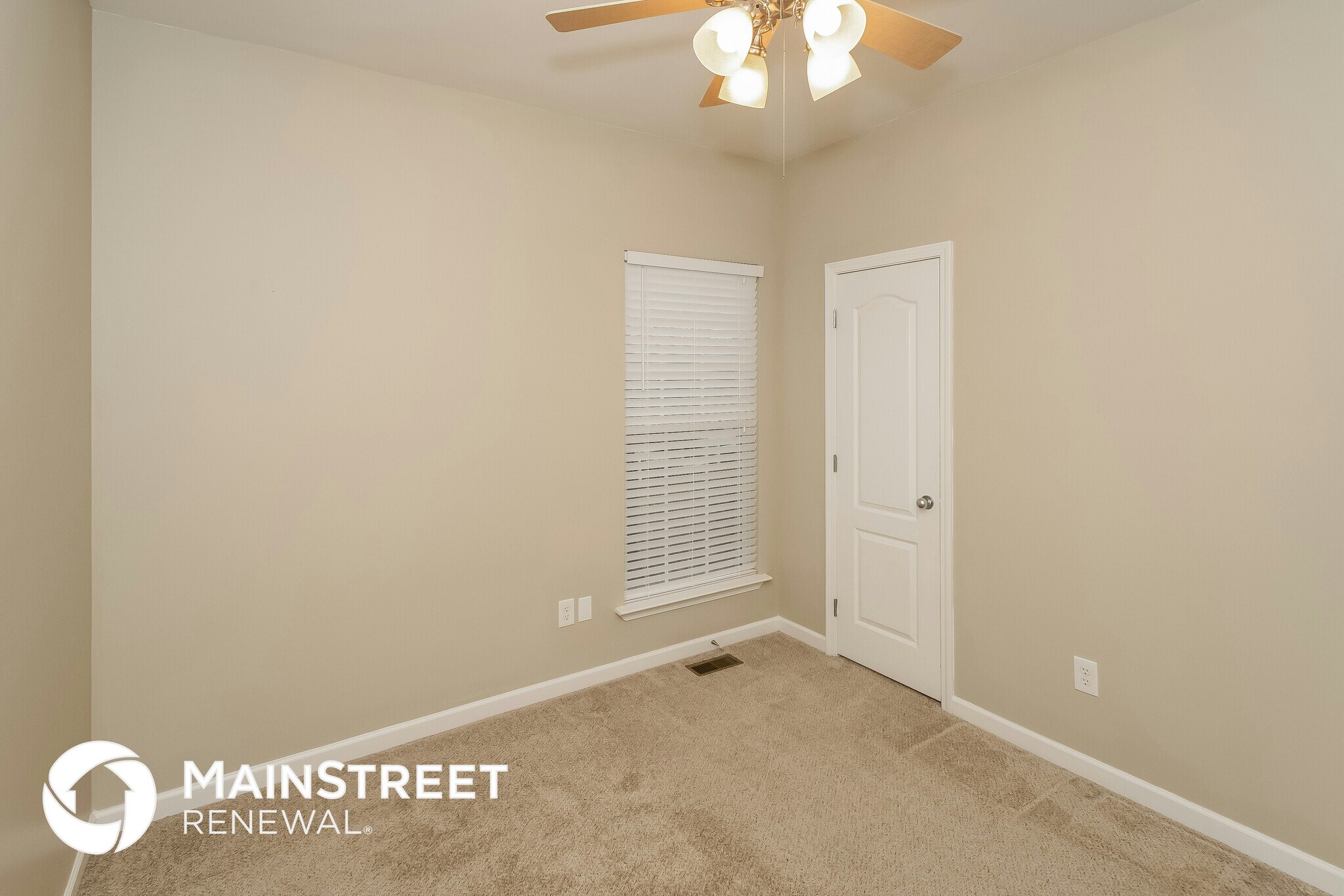 Building Photo - 30 Meadows Dr