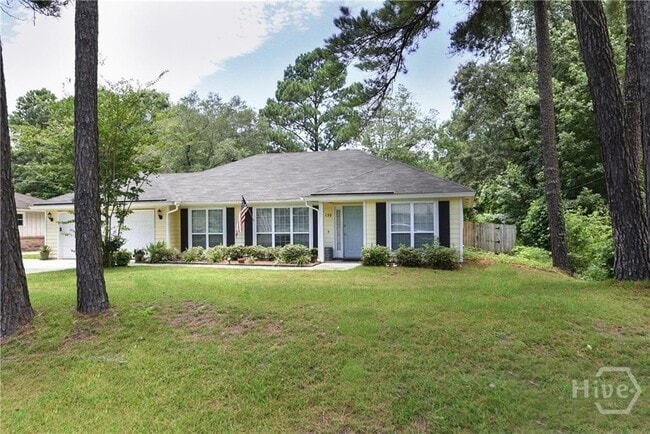 Building Photo - 135 Hermitage Dr