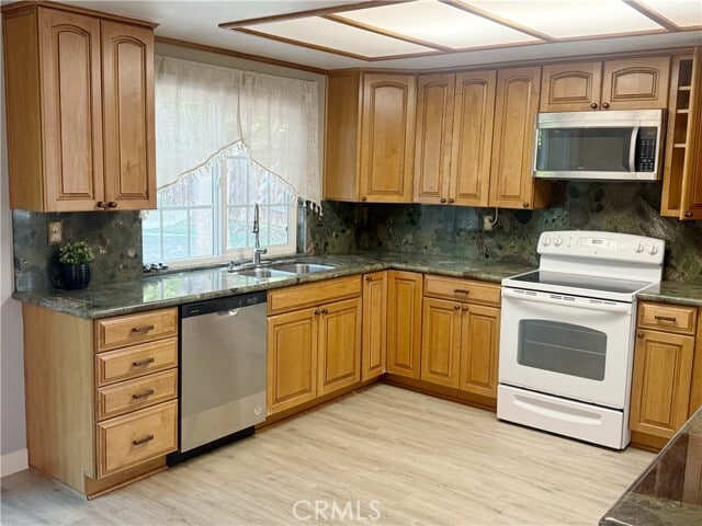 Building Photo - 1738 Fern Hollow Dr