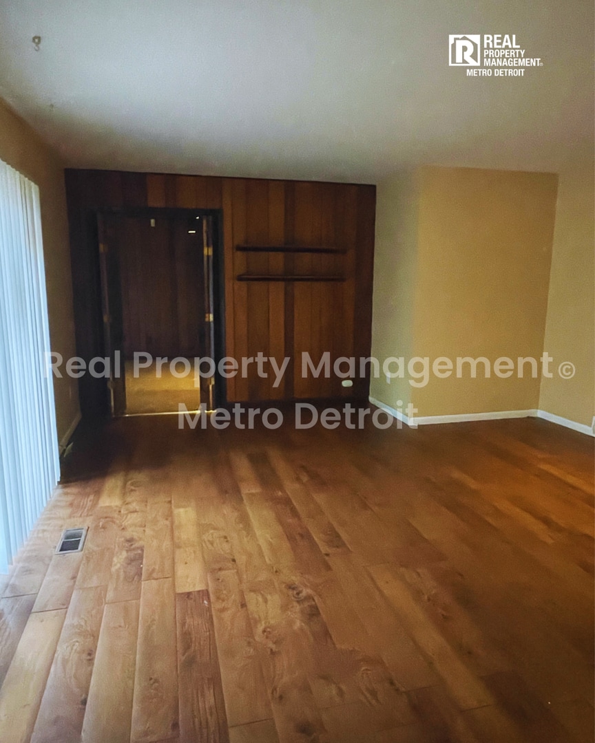 Building Photo - 29822 Rock Creek Dr