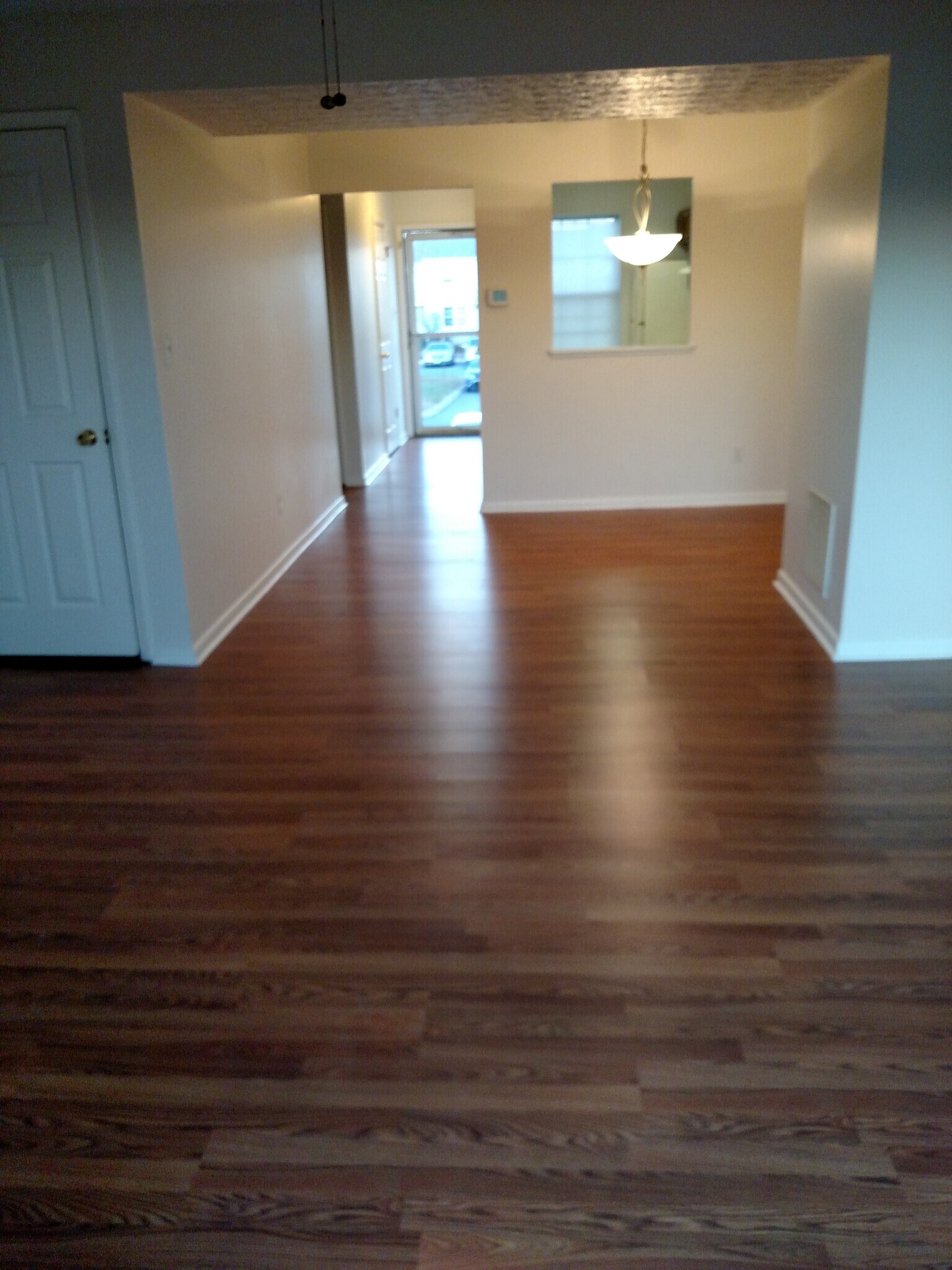 Building Photo - 807 W Spring Meadow Ct