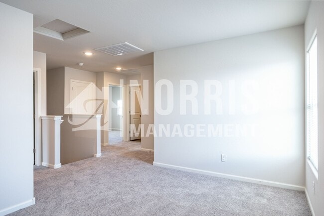 Building Photo - Large Home in Coolidge