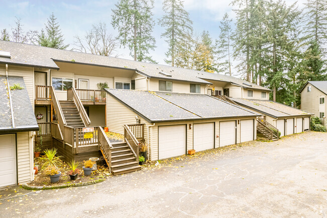 Exterior - Canterbury Wood Condos