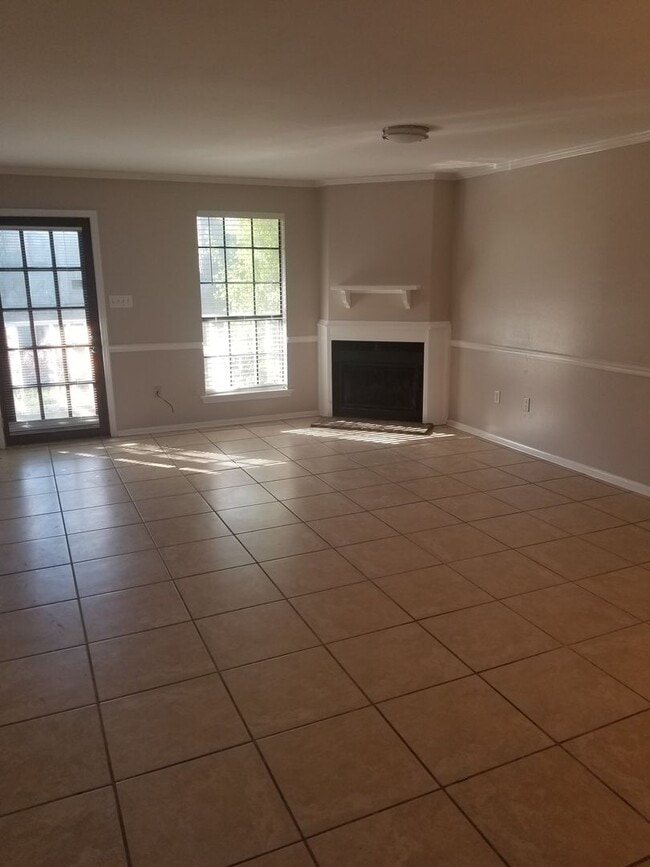 Building Photo - 4374 Stumberg Ln