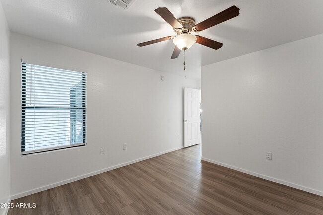 Building Photo - 3065 N 67th Ave
