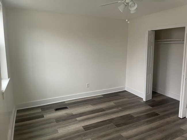 Building Photo - 342 Jefferson St