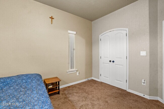 Building Photo - 3845 Tierra Campa Dr